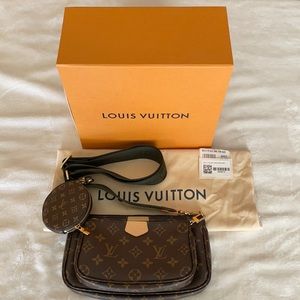 Multi Pochette Accessories NEW. BRAND NEW. AND. AUTHENTIC!
